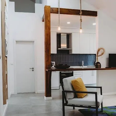 Apartment Artist's Corner In Caldas Caldas Da Rainha